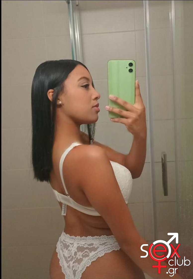 Escort-Ντέμπορα-8474